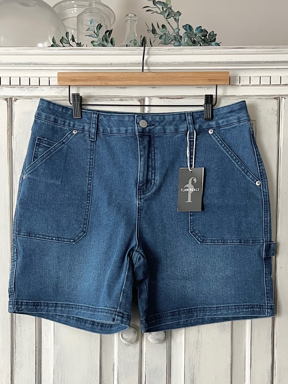 NWT FLAMINGALS High-Rise Cargo Denim Shorts in Dark Wash XL